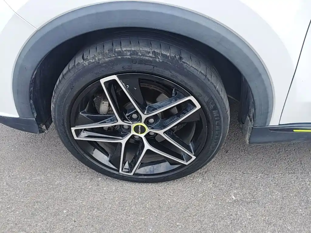 Roewe RX5 — миниатюра 23