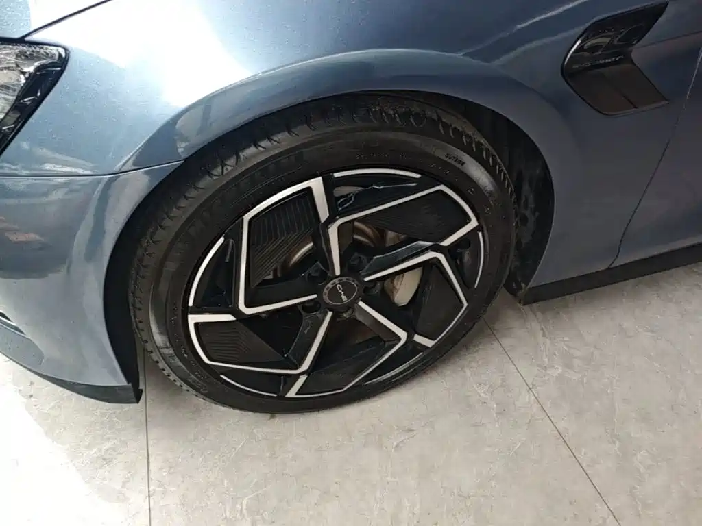BYD Seal — миниатюра 23
