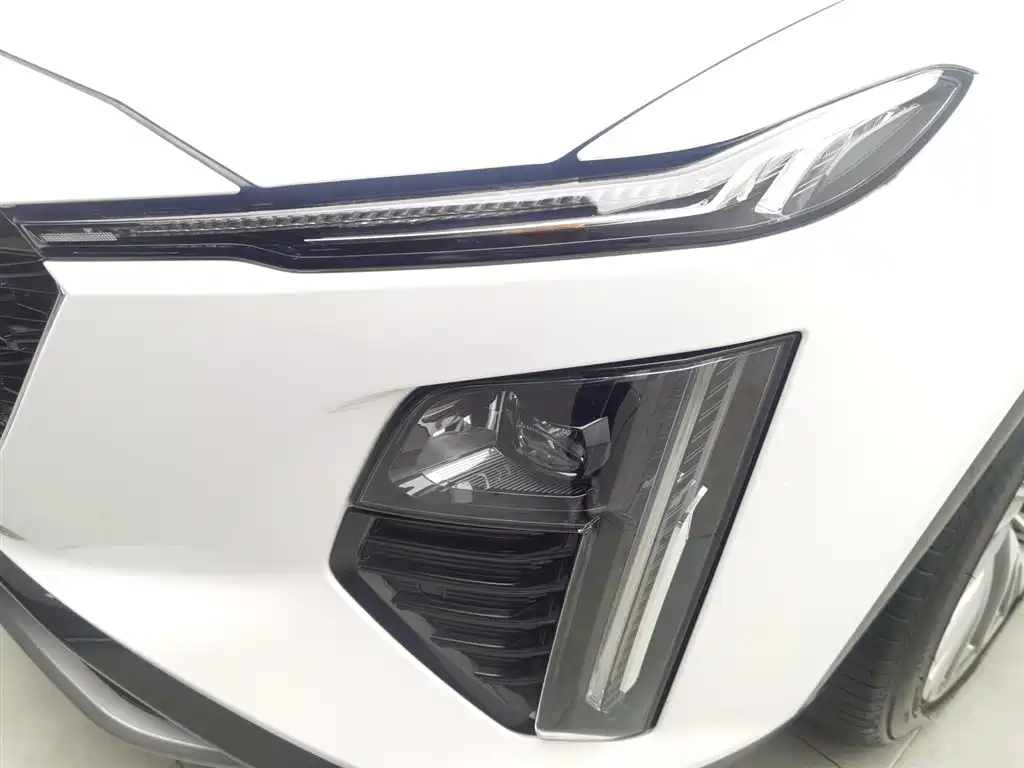 Cadillac GT4 2023 25T Luxury