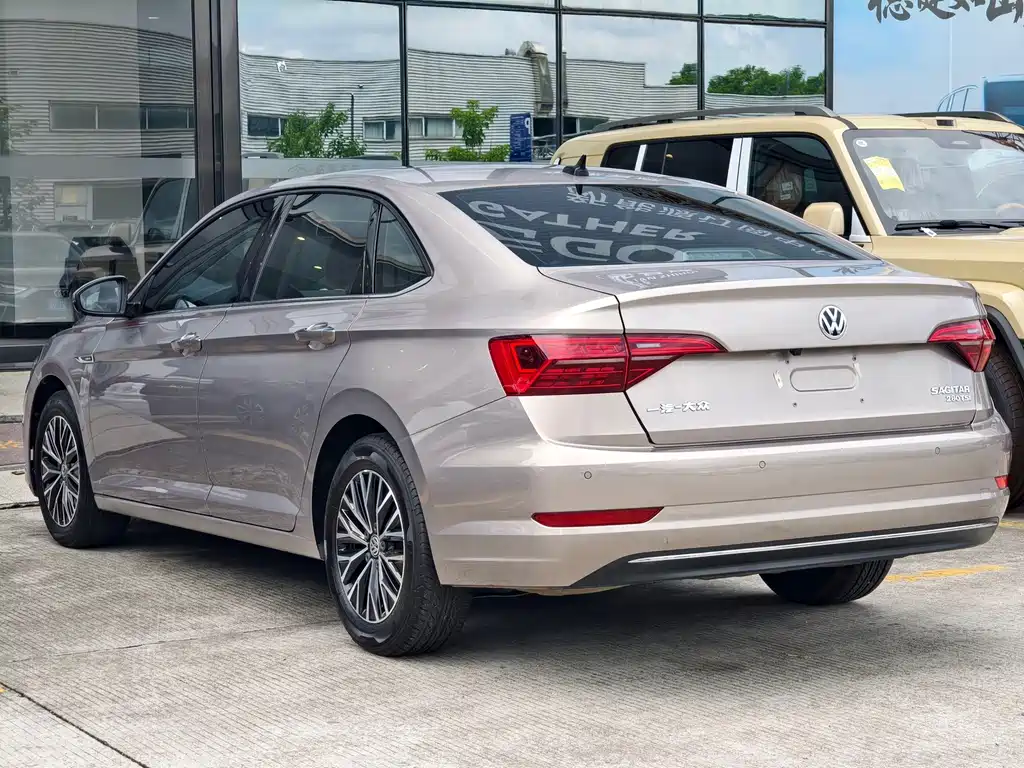 Volkswagen Sagitar — миниатюра 10