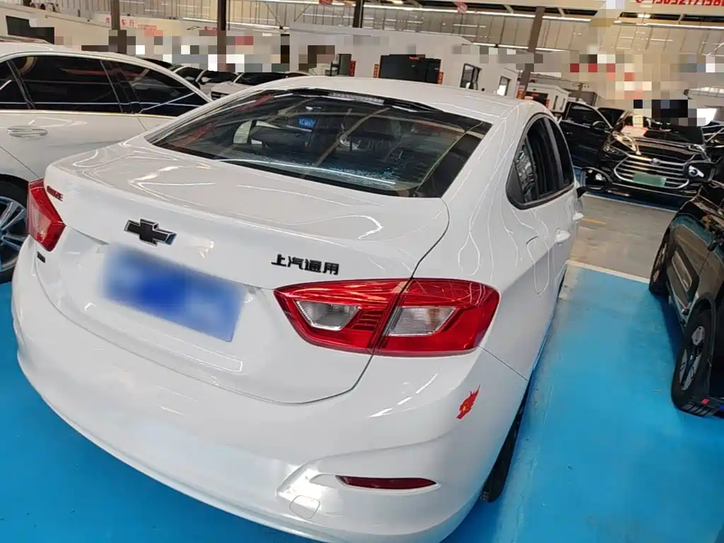 Chevrolet Cruze — миниатюра 7