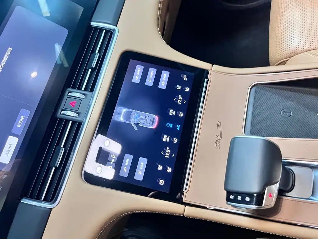 Li Auto Li ONE — миниатюра 7