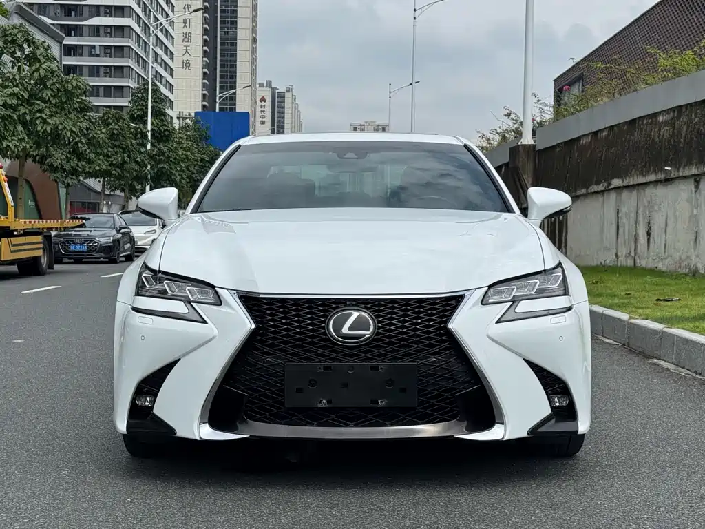 Lexus GS — миниатюра 3