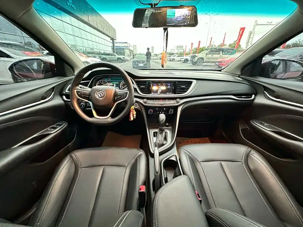 Buick Excelle — миниатюра 9