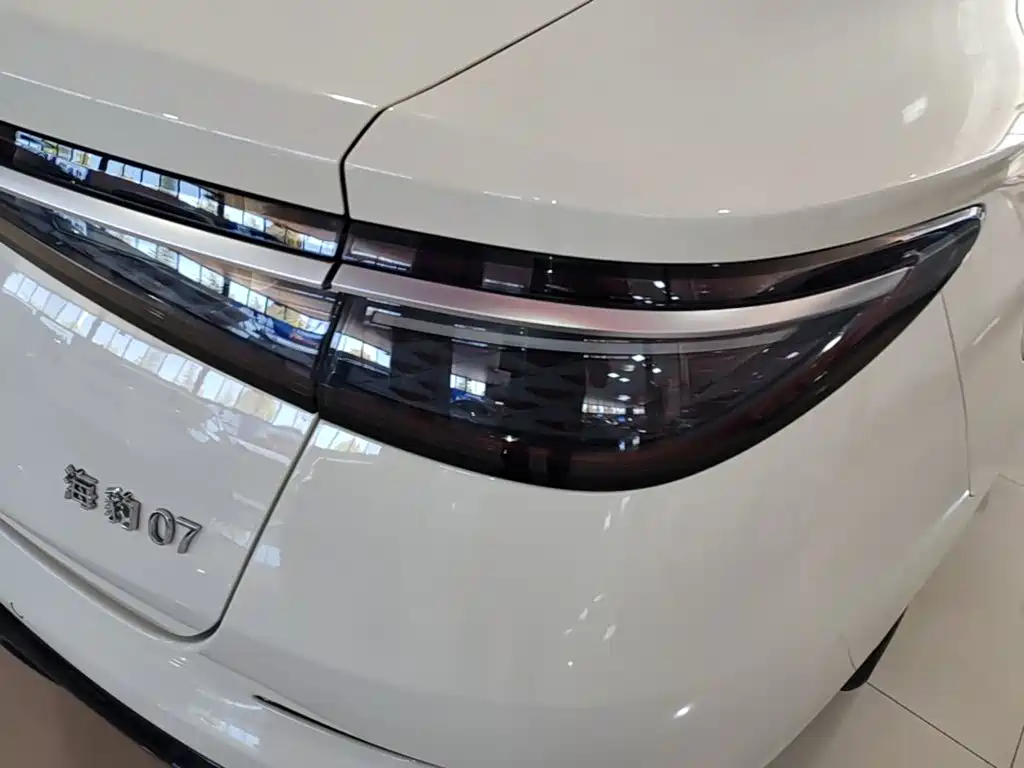 BYD Seal 07 DM-i — миниатюра 8