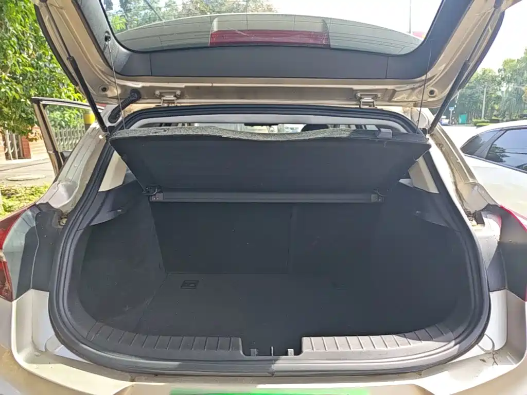 Geely Emgrand GS — миниатюра 19
