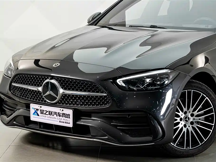 Mercedes-Benz C-Class — миниатюра 2