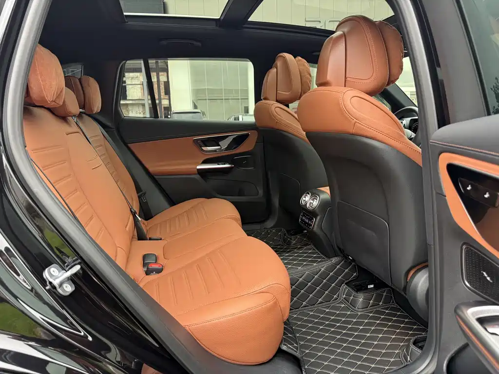 Mercedes-Benz GLC — миниатюра 10