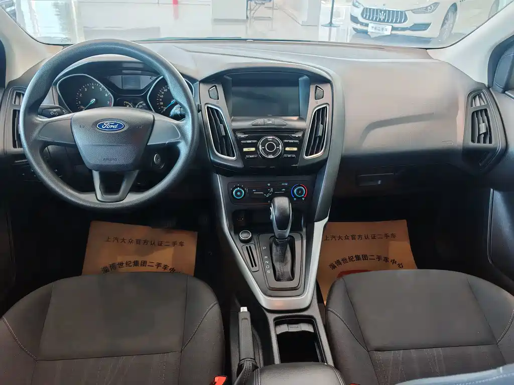 Ford Focus — миниатюра 7