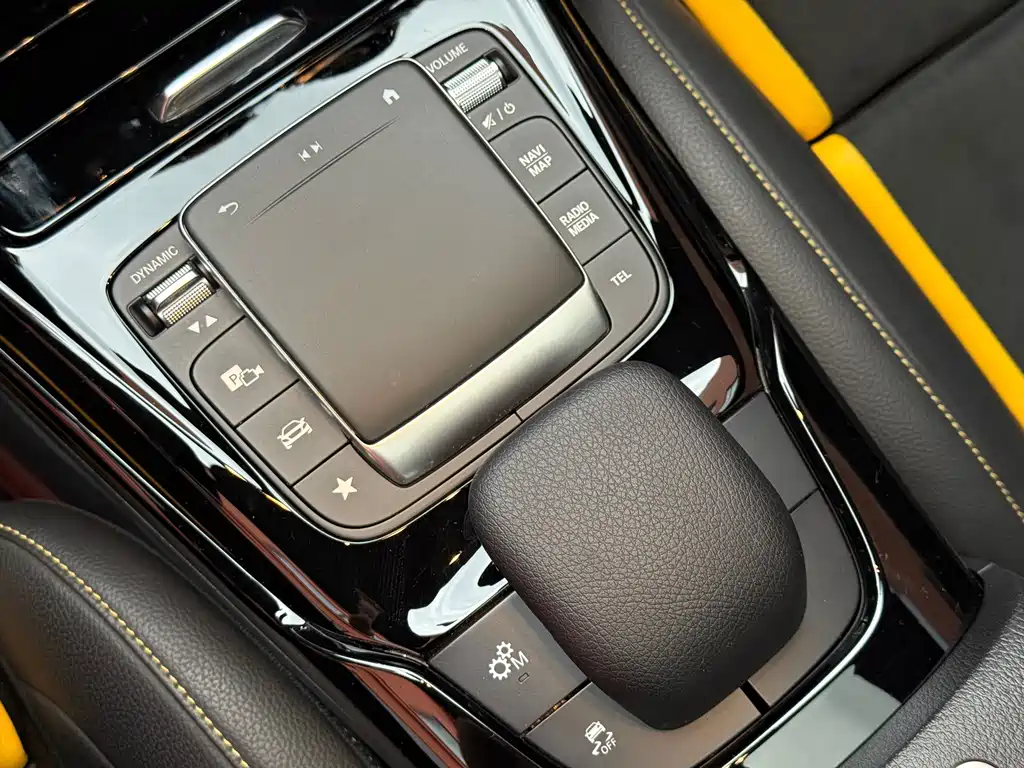 Mercedes-Benz CLA AMG — миниатюра 12