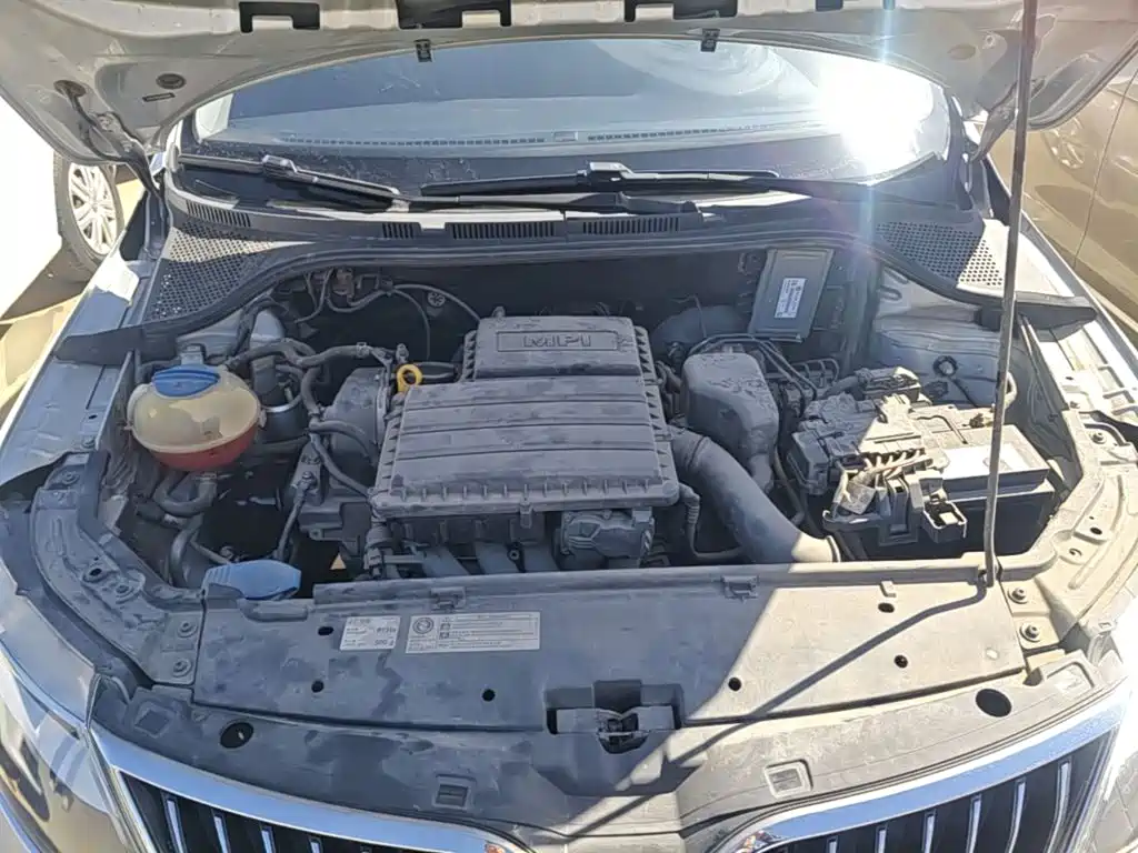 Skoda Rapid — миниатюра 20