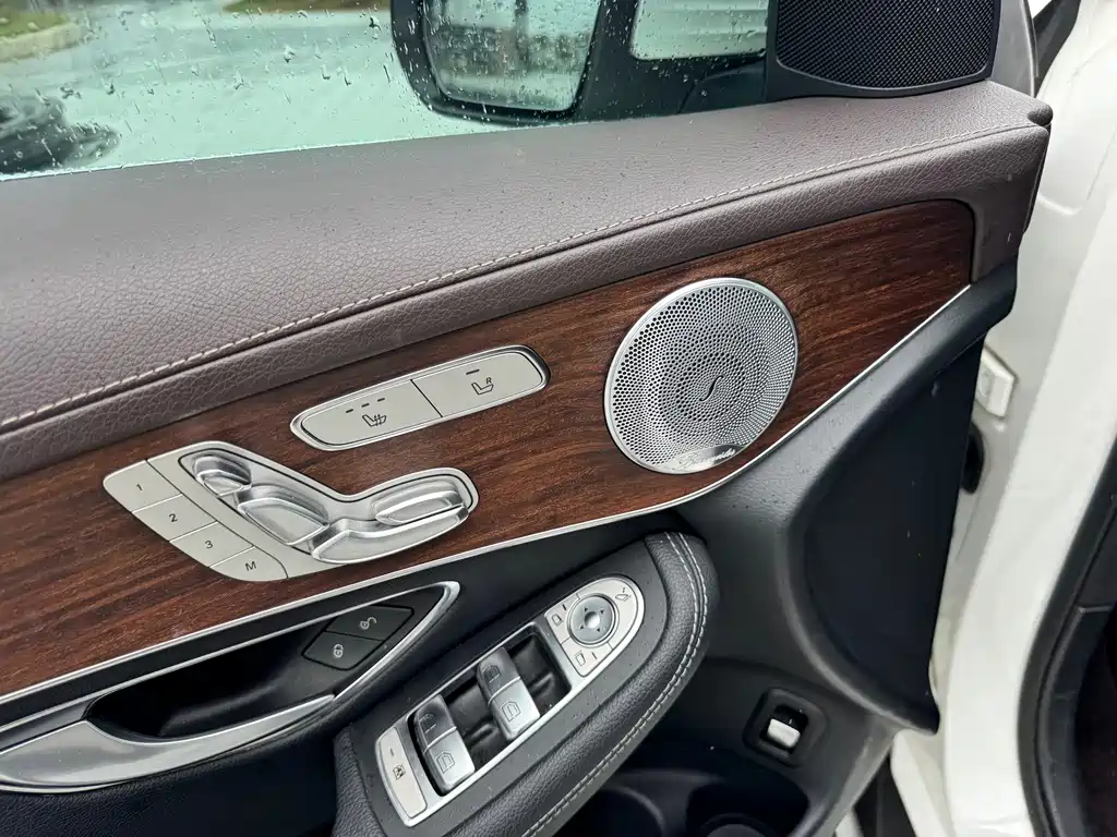 Mercedes-Benz GLC — миниатюра 9