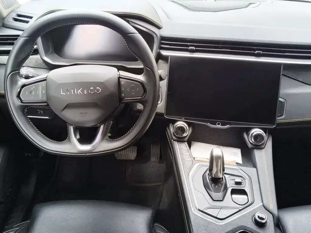 Lynk & Co 05 — миниатюра 5