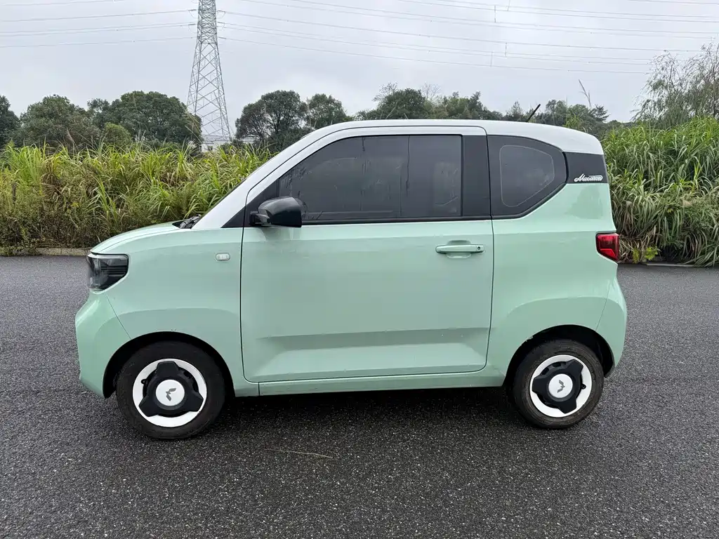 Wuling MINIEV — миниатюра 4