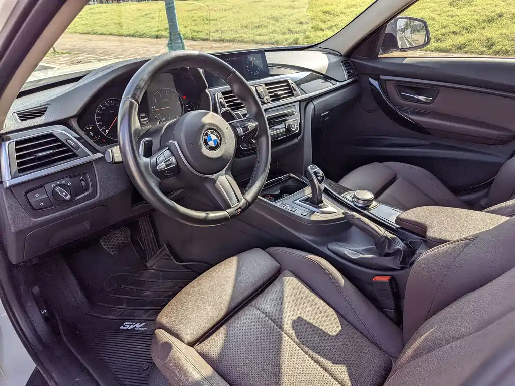 BMW 3 Series — миниатюра 9