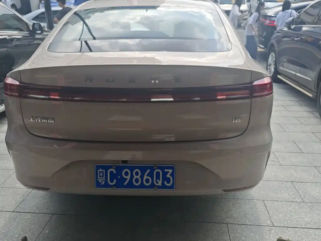 Roewe i6 — миниатюра 5