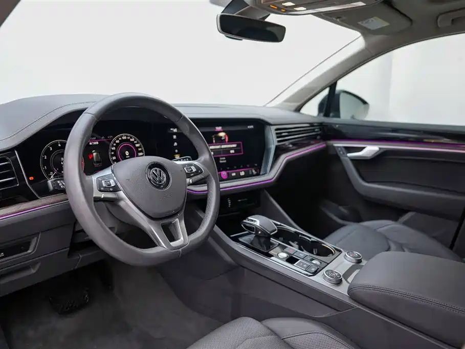 Volkswagen Touareg 2020 3.0TSI VI