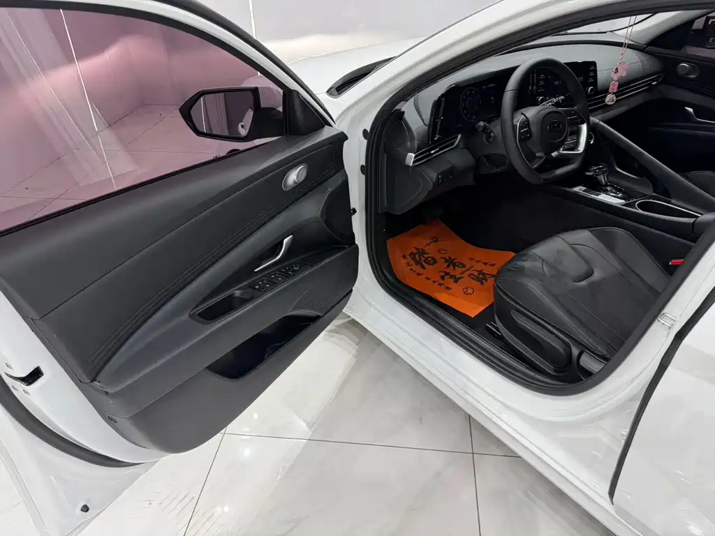 Hyundai Elantra 2022 1.5L CVT GLX Elite