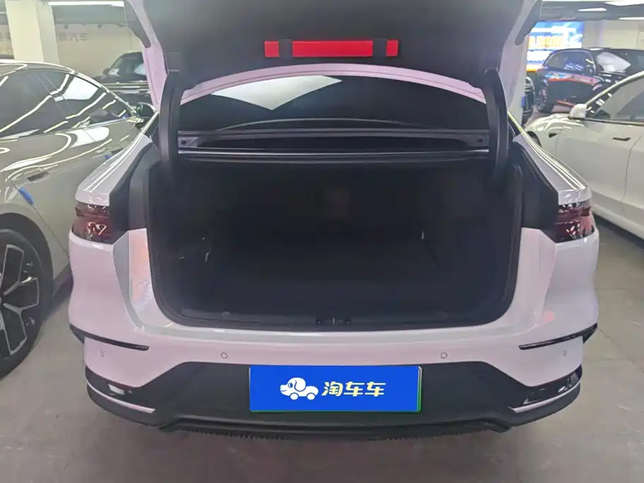 BYD Han — миниатюра 4