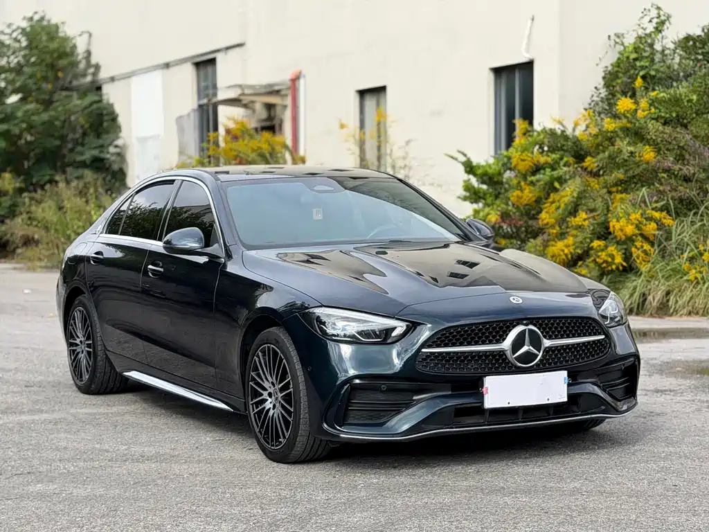 Mercedes-Benz C-Class — миниатюра 3