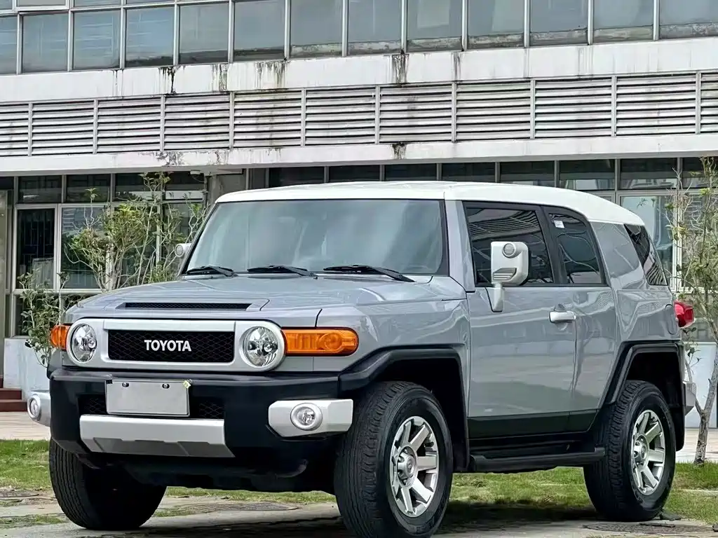 Toyota FJ Cruiser 2019
