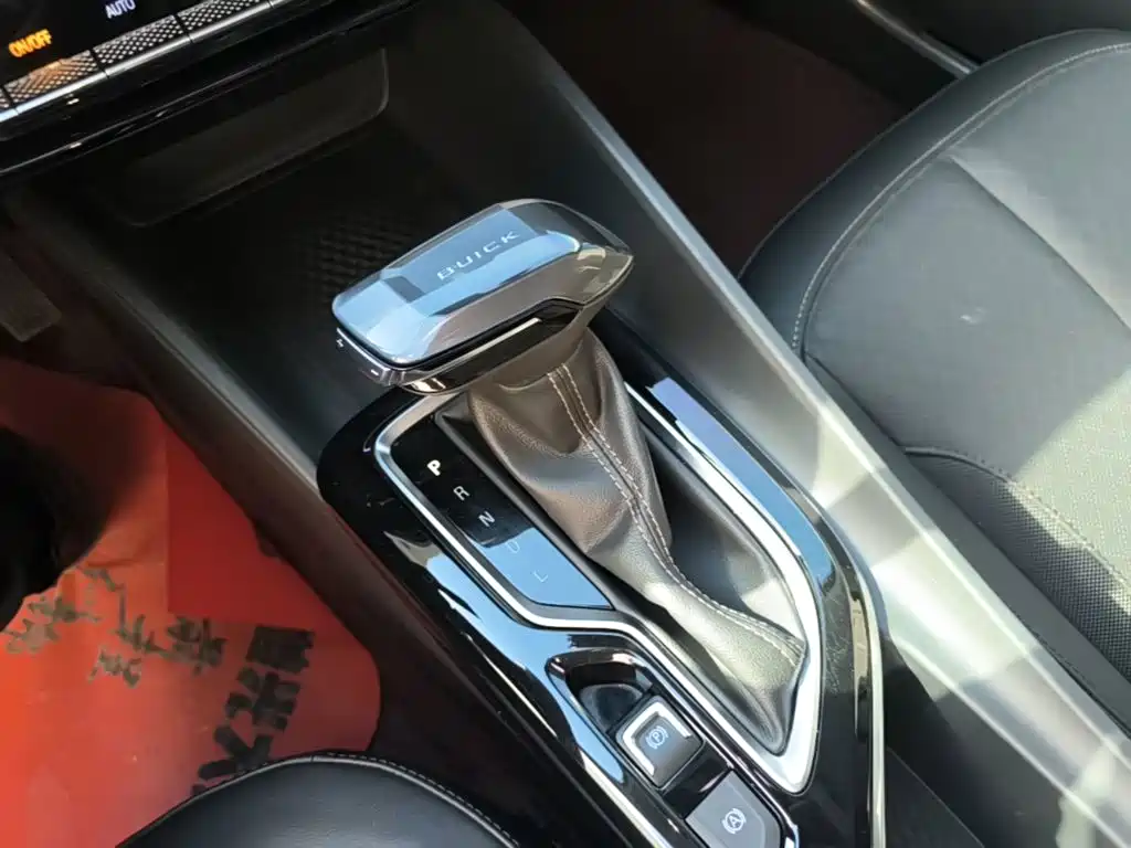 Buick Verano — миниатюра 14