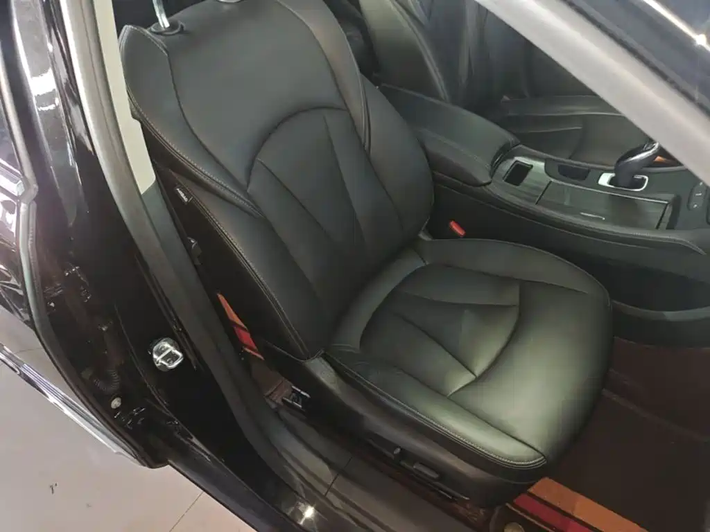 Buick LaCrosse — миниатюра 25