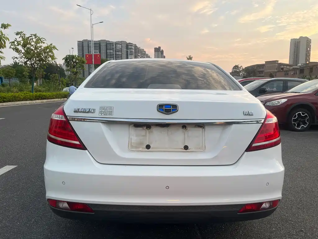 Geely Emgrand — миниатюра 5
