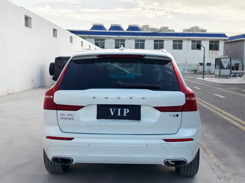 Volvo XC60 — миниатюра 3