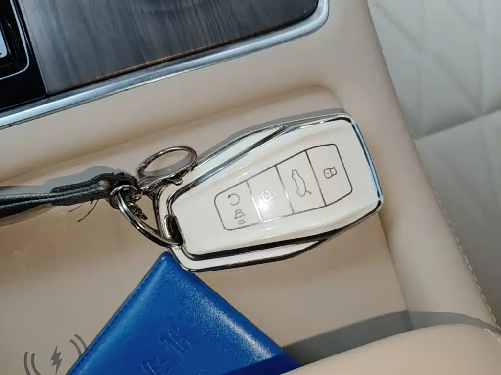 Geely Xingyue L — миниатюра 9