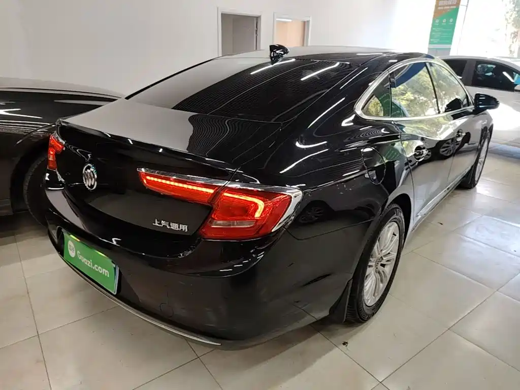 Buick LaCrosse — миниатюра 7