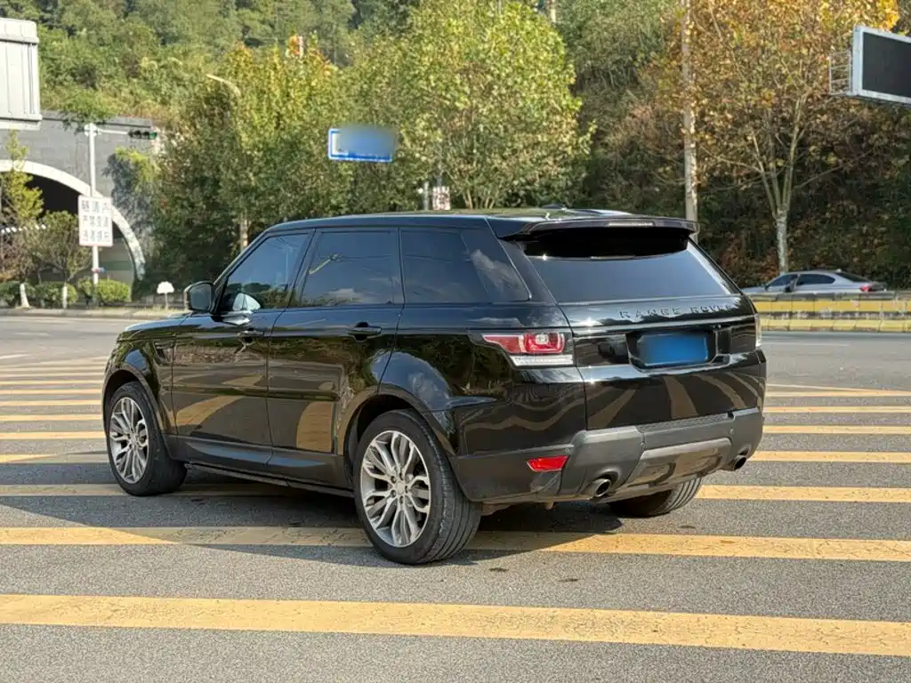 Land Rover Sport — миниатюра 6