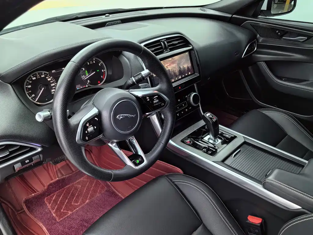 Jaguar XEL — миниатюра 18