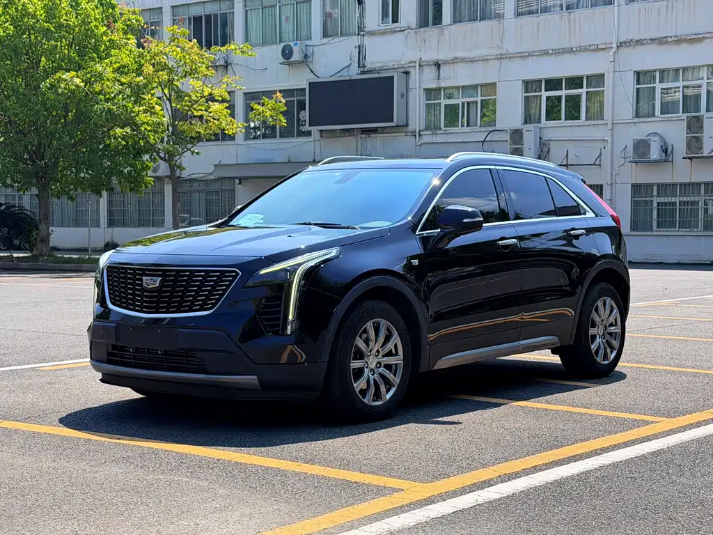 Cadillac XT4