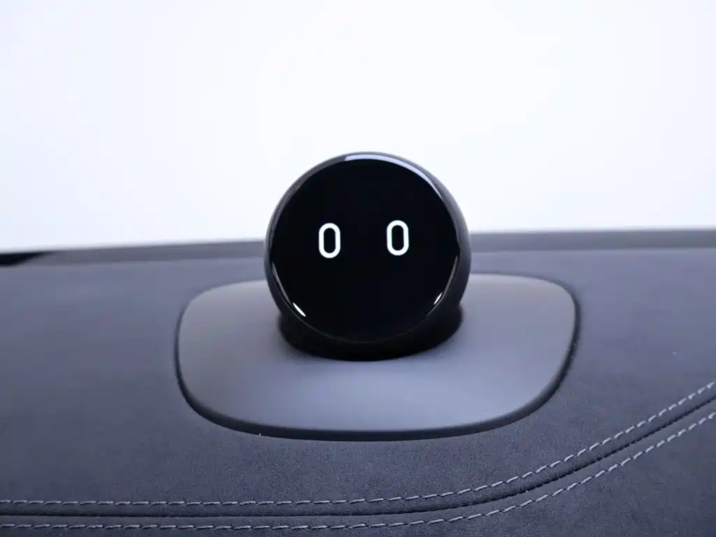 NIO EC6 — миниатюра 26