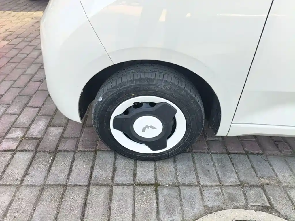 Wuling MINIEV — миниатюра 23