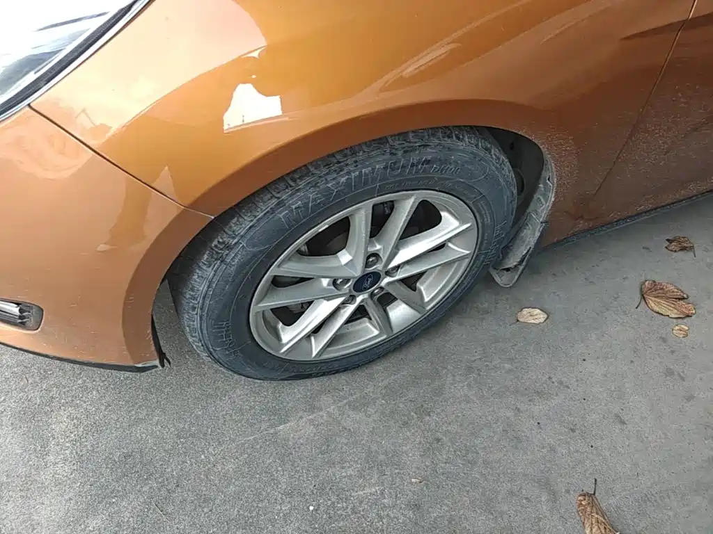 Ford Focus — миниатюра 23