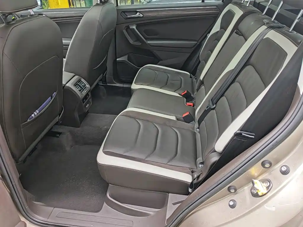 Volkswagen Tiguan L — миниатюра 17