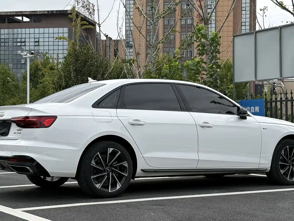 Audi A4L — миниатюра 9