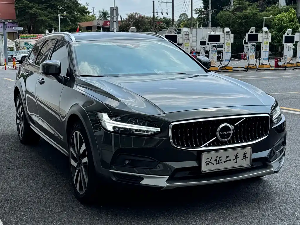 Volvo V90 — миниатюра 3