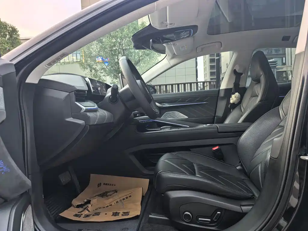 ZEEKR EXTREME KRYPTON 001