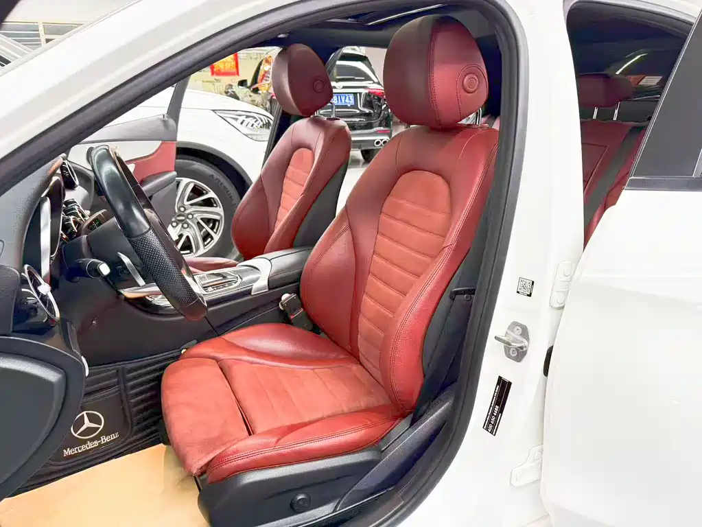 Mercedes-Benz C-Class — миниатюра 16