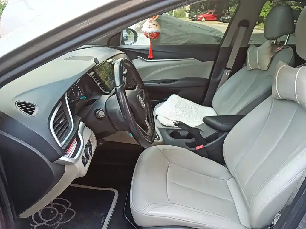 Buick Excelle — миниатюра 16