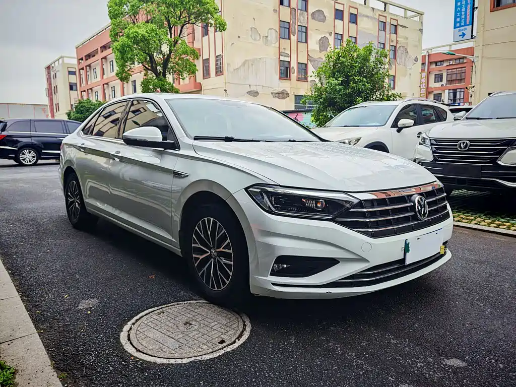 Volkswagen Sagitar 2020 200TSI DSG Comfort VI