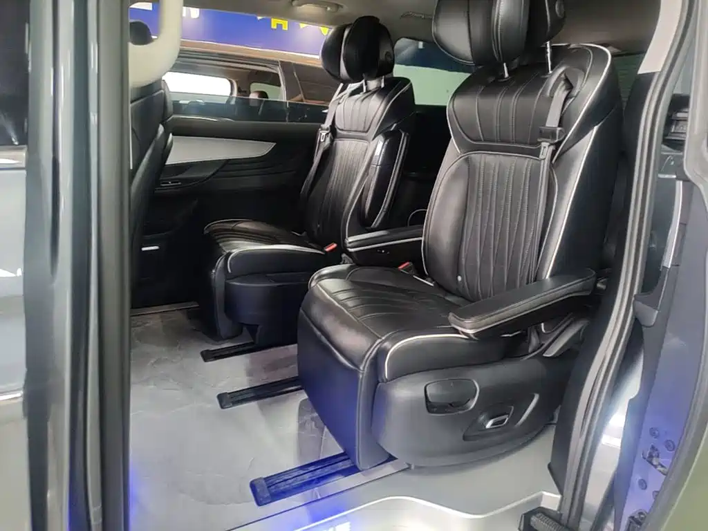 Roewe iMAX8 — миниатюра 17