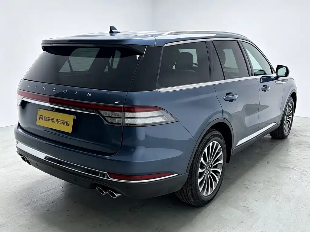 Lincoln Aviator — миниатюра 4