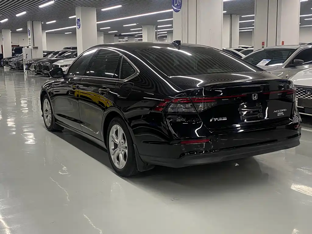 Honda Accord — миниатюра 15