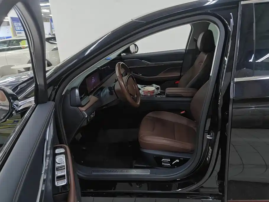Lincoln Z — миниатюра 9