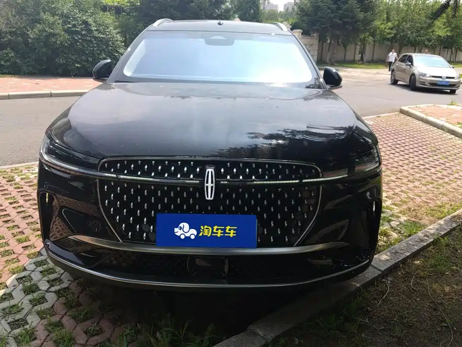 Lincoln Nautilus 2023 2.0T