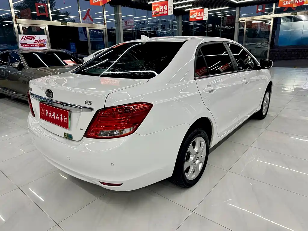 BYD e5 — миниатюра 4